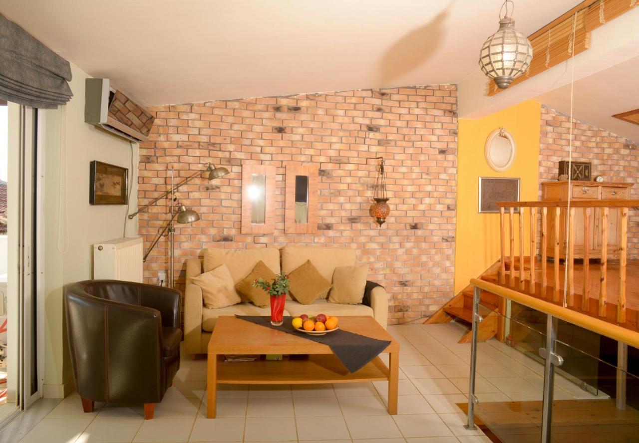Agali 1 Superior Maisonette Kalamata Exterior photo