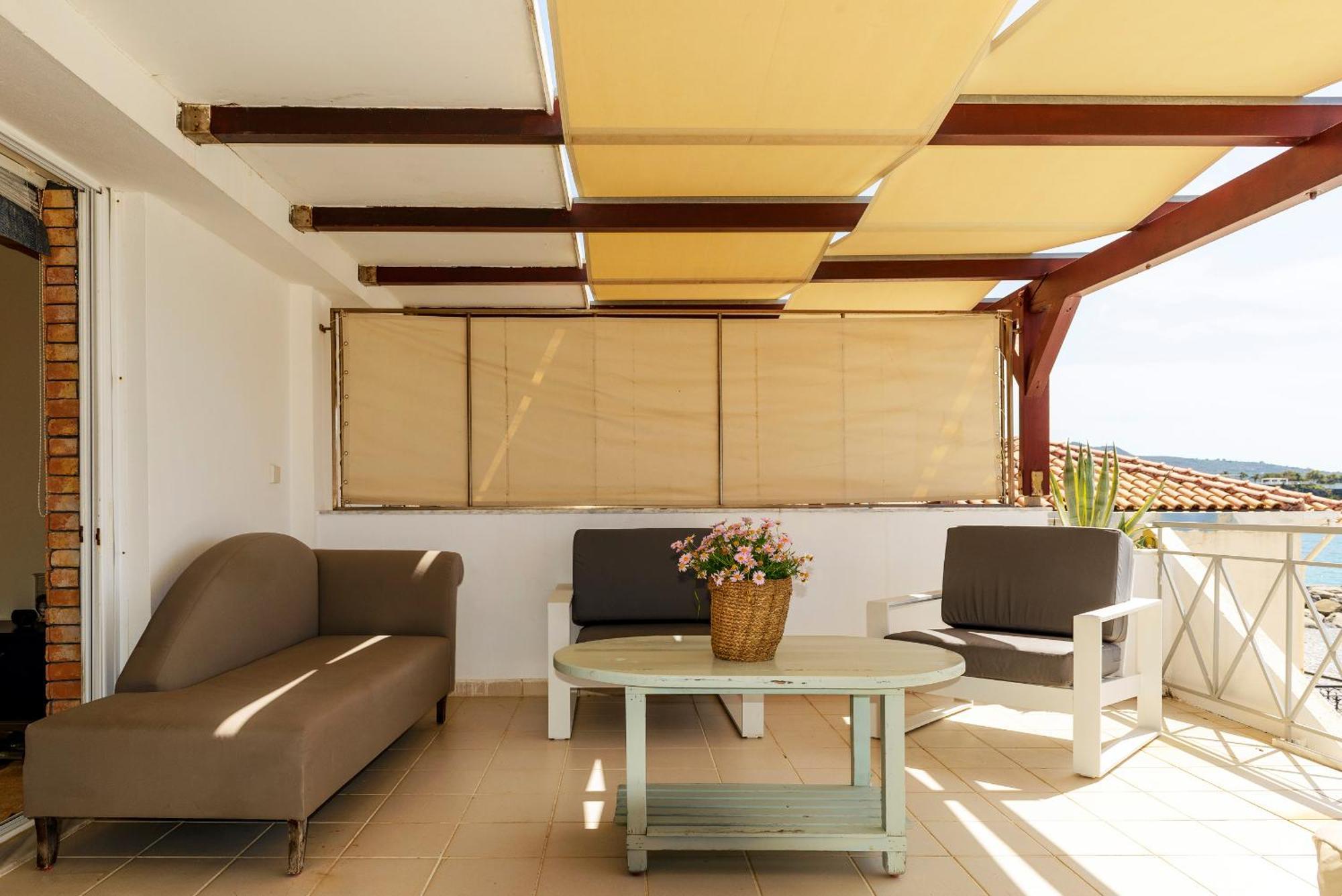 Agali 1 Superior Maisonette Kalamata Exterior photo